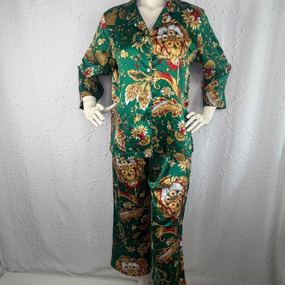 Natori Other - Natori Paisley Floral Pajama Set Green‎ M